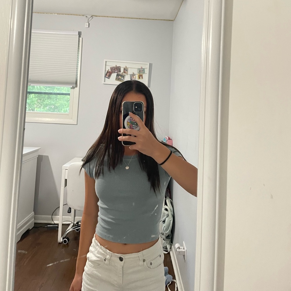 XS washed out blue baby tee